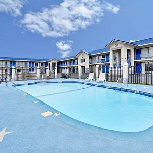 Americas Best Value Inn Hillsboro