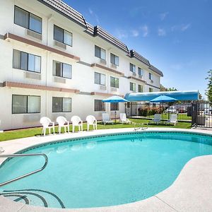 Days Inn By Wyndham Woodland