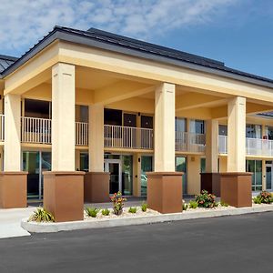 Quality Inn Saint Petersburg North-Tampa Bay