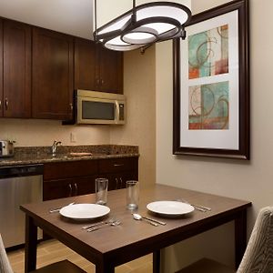 One-Bedroom King Suite