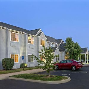 Microtel Inn & Suites By Wyndham Mason