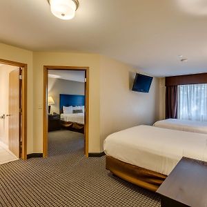 Two-Bedroom King Suite