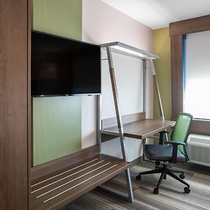 King Room Hearing Accessible