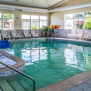 Quality Inn & Suites Ann Arbor Hwy 23