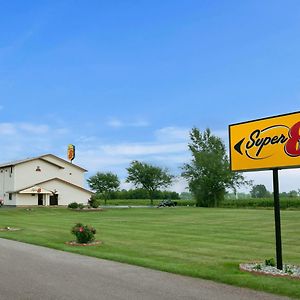 Super 8 By Wyndham Saginaw