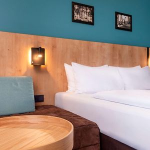 Privilege Queen Room