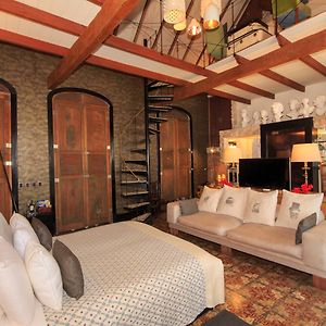 Presidential King Suite