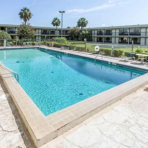 Quality Inn & Suites Waycross