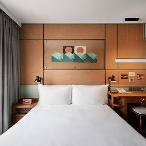 Design Double Room