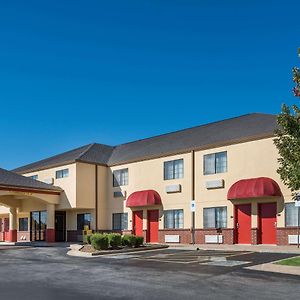 Super 8 By Wyndham Claremore Ok
