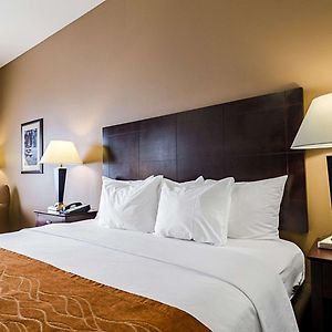 King Suite Mobility accessible