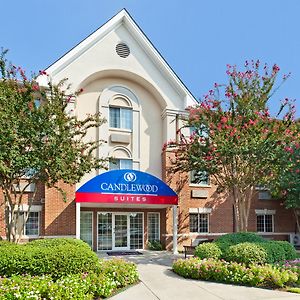 Sonesta Simply Suites Charlotte University