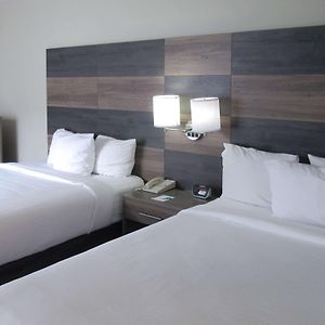 Queen Room Mobility accessible