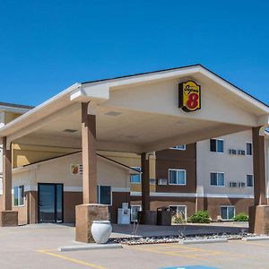 Super 8 By Wyndham Gillette
