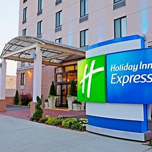 Holiday Inn Express Brooklyn, An Ihg Hotel
