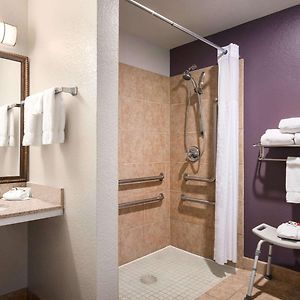 King Room Mobility accessible