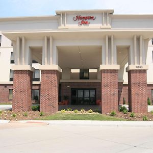 Newly Renovated Hampton Inn Omaha West Lakeside