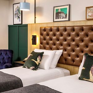 Classic  Twin Room Mobility accessible