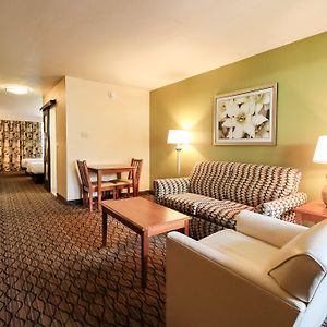 Queen Suite