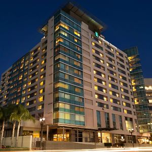 Embassy Suites Los Angeles Glendale