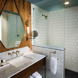 King Room Mobility accessible