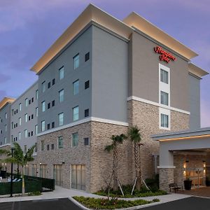 Hampton Inn Miami Airport East
