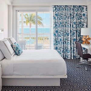 One-Bedroom King Suite