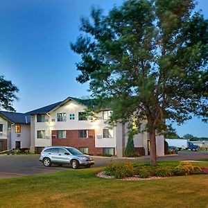Super 8 By Wyndham Aberdeen East