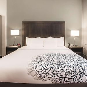 King Room Mobility accessible