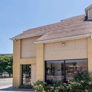 Days Inn South Austin