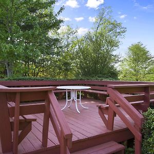 Ramada By Wyndham Asheville Southeast