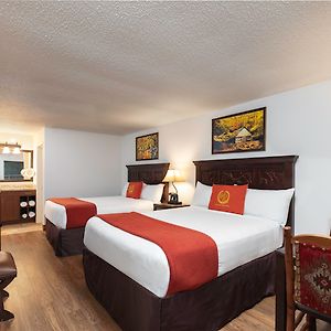 Tradition Queen Room