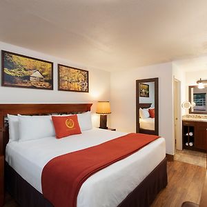 Tradition King Room