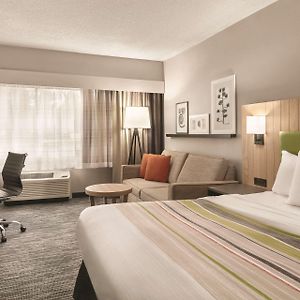 Deluxe  Queen Room Disability Access
