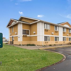 Quality Inn & Suites South