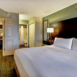 One-Bedroom King Suite