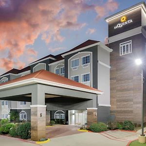 La Quinta Inn And Suites By Wyndham Paris