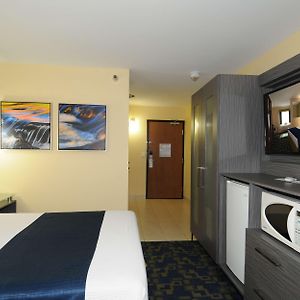 Queen Room Disability Access