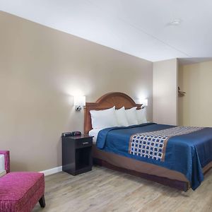 King Room Mobility accessible