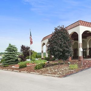 Ramadaby Wyndham Pittsburgh-New Stanton