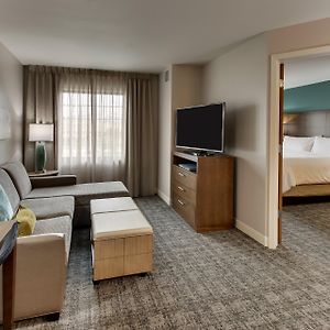 One-Bedroom King Suite