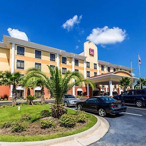 Comfort Suites
