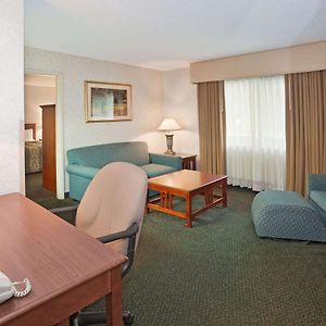 King Suite Mobility accessible