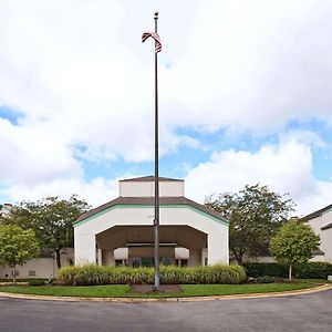 La Quinta By Wyndham Overland Park