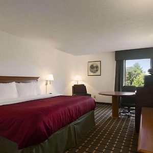 Baymont By Wyndham Crossville