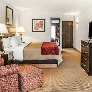 King Suite Mobility accessible