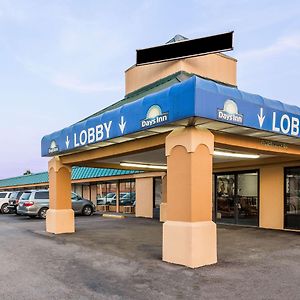 Days Inn By Wyndham Dickson