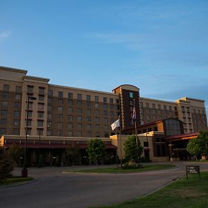 Embassy Suites By Hilton Minneapolis North