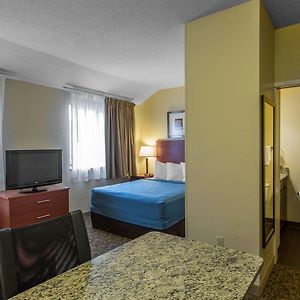 Queen Suite