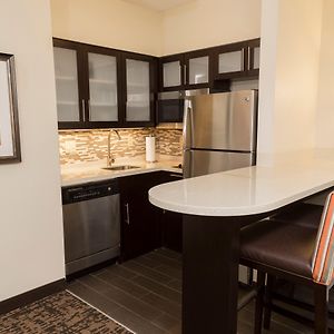 One-Bedroom King Suite